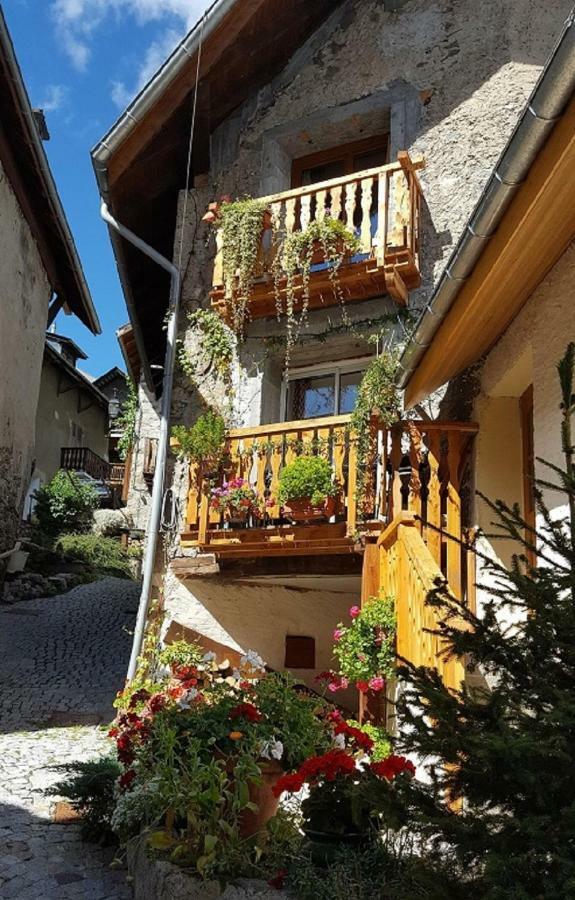 La Grange Auguste Avec Sauna Jacuzzi Vénosc Exteriér fotografie